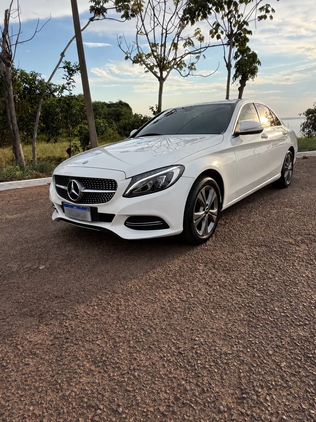 Mercedes-Benz C180, foto 1 de 6